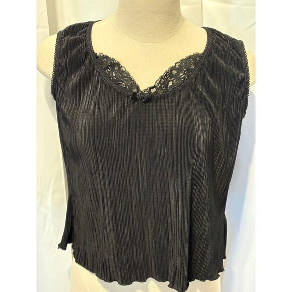 Vintage USA made Bay Studio feminine top Size M black - Picture 2 of 7